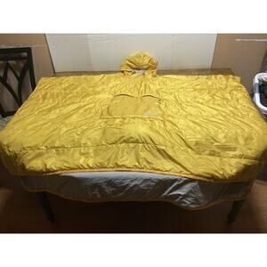 Therm-a-Rest Honcho Poncho/Blanket Water Resistant Pouch Hand Pockets Yellow
